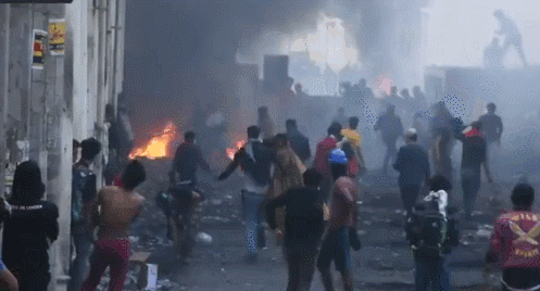 总理辞职后，伊拉克抗议者再次火烧伊朗领事馆