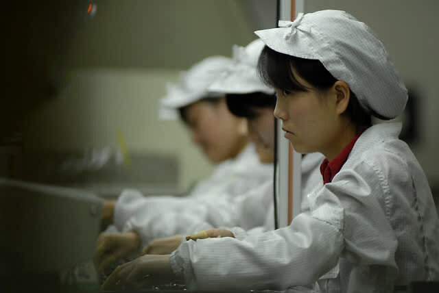 富士康工人无薪休假4个月？有人去口罩厂，有人返乡