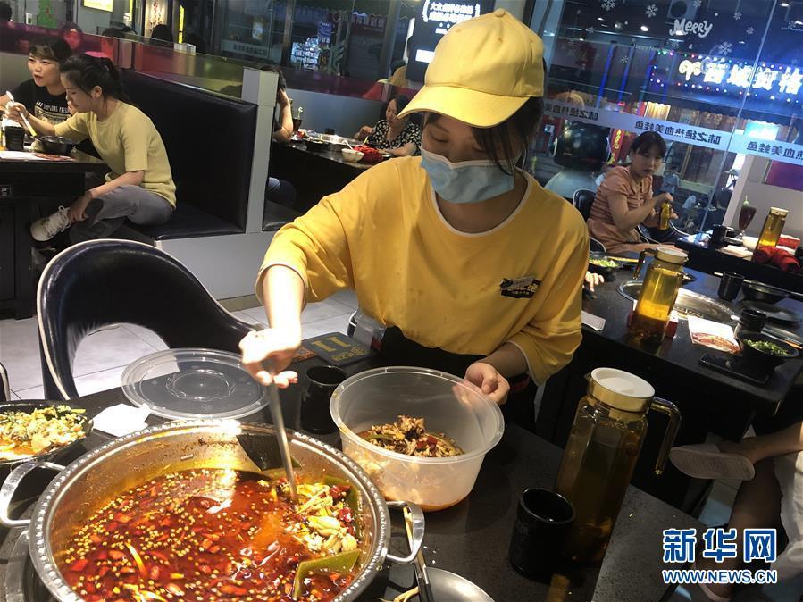 聚焦新一轮餐饮“绿色革命”：文明餐桌尚待应对哪些挑战？