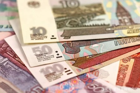 美元兑俄罗斯卢布涨幅一度扩大至近6%